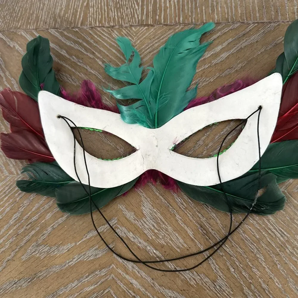 Lot of 3‎ Feather Masks Mardi Gras Carnival Masquerade Ball Costume Accessory